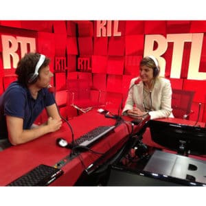 Karine Baillet au micro d'RTL invitée de Sylvain Charlet